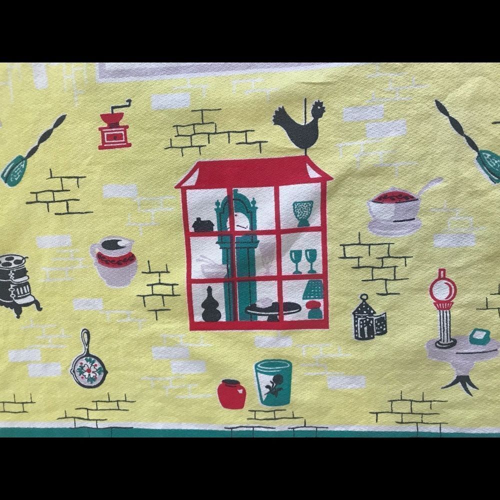 Mid Century Amish country kitchen tablecloth - Picture 4 of 5